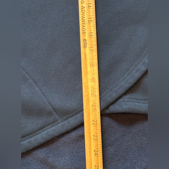 Athleta Cozy Karma Asymmetric Fleece Pullover Sweatshirt Sz Large Black 1/4 Zip - Picture 10 of 15